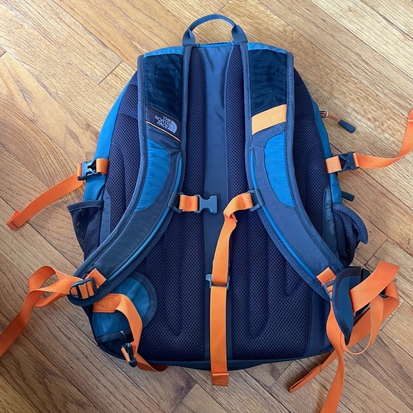 North face Backpack - Picture 2 of 5